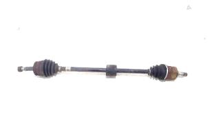 Gebruikte Aandrijfas rechts-voor Opel Tigra Prijs € 30,00 Margeregeling aangeboden door Van der Ven Autorecycling B.V.