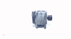 Gebruikte Dynamo Renault Clio Prijs € 30,00 Margeregeling aangeboden door Van der Ven Autorecycling B.V.