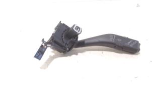 Gebruikte Ruitenwis Schakelaar Volkswagen Golf Prijs € 15,00 Margeregeling aangeboden door Van der Ven Autorecycling B.V.