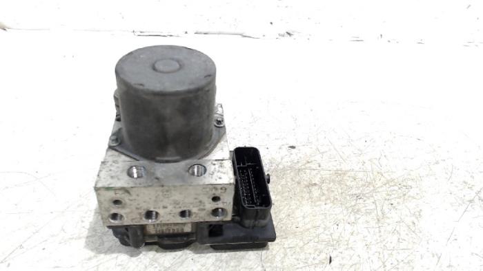 Gebruikte ABS Pomp Citroen Jumpy Prijs € 18,00 Margeregeling aangeboden door Van der Ven Autorecycling B.V.