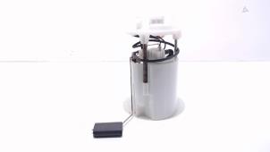 Gebruikte Tank element Pomp Renault Twingo Prijs € 13,00 Margeregeling aangeboden door Van der Ven Autorecycling B.V.