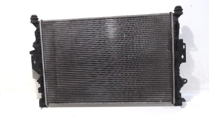 Gebruikte Radiateur Volvo S80 Prijs € 15,00 Margeregeling aangeboden door Van der Ven Autorecycling B.V.