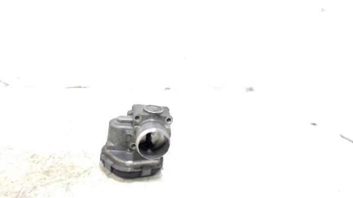 Gebruikte Gasklephuis Peugeot 3008 Prijs € 12,00 Margeregeling aangeboden door Van der Ven Autorecycling B.V.