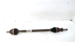 Gebruikte Steekas rechts-achter Renault Twingo Prijs € 12,00 Margeregeling aangeboden door Van der Ven Autorecycling B.V.