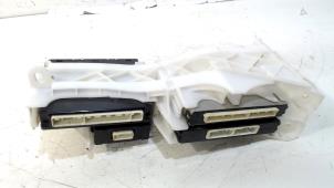 Gebruikte Computer Diversen Toyota Landcruiser Prijs € 60,00 Margeregeling aangeboden door Van der Ven Autorecycling B.V.