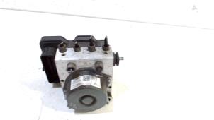 Gebruikte ABS Pomp Peugeot 308 Prijs € 75,00 Margeregeling aangeboden door Van der Ven Autorecycling B.V.