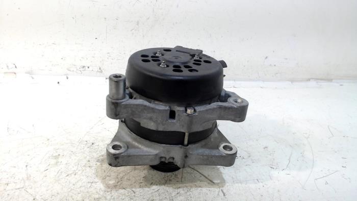 Gebruikte Dynamo Ford Kuga Prijs € 20,00 Margeregeling aangeboden door Van der Ven Autorecycling B.V.