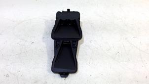 Gebruikte Cruise control sensor Volvo V40 Prijs € 13,00 Margeregeling aangeboden door Van der Ven Autorecycling B.V.