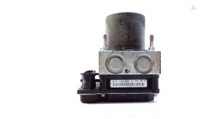 Gebruikte ABS Pomp Toyota Auris Prijs € 120,00 Margeregeling aangeboden door Van der Ven Autorecycling B.V.