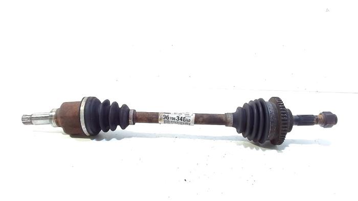 Gebruikte Aandrijfas links-voor Peugeot 206 PLUS Prijs € 20,00 Margeregeling aangeboden door Van der Ven Autorecycling B.V.