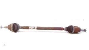 Gebruikte Aandrijfas rechts-voor Renault Twingo Prijs € 24,00 Margeregeling aangeboden door Van der Ven Autorecycling B.V.