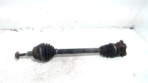 Gebruikte Steekas links-voor Audi A6 Prijs € 30,00 Margeregeling aangeboden door Van der Ven Autorecycling B.V.