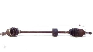 Gebruikte Aandrijfas rechts-voor Fiat Punto Prijs € 21,00 Margeregeling aangeboden door Van der Ven Autorecycling B.V.