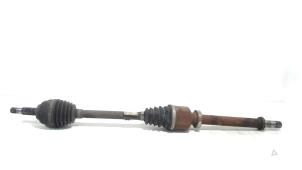 Gebruikte Steekas rechts-voor Renault Clio Prijs € 26,00 Margeregeling aangeboden door Van der Ven Autorecycling B.V.