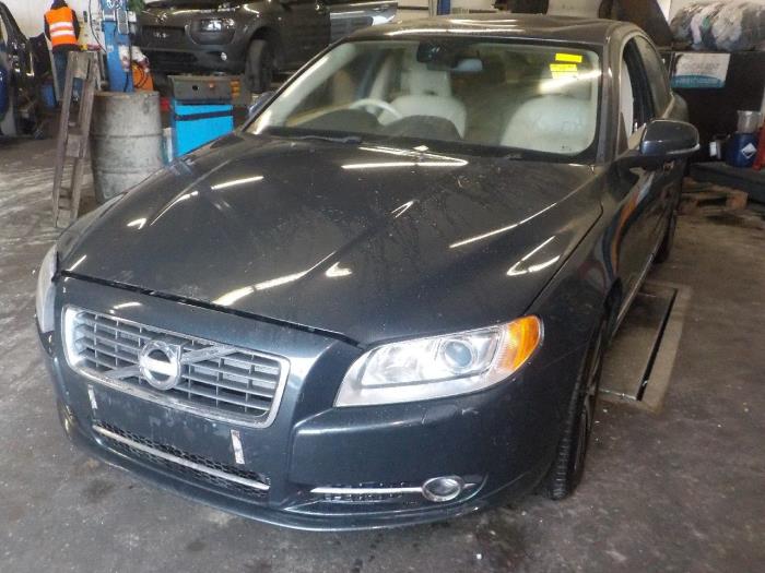 ABS Pomp van een Volvo S80 2013