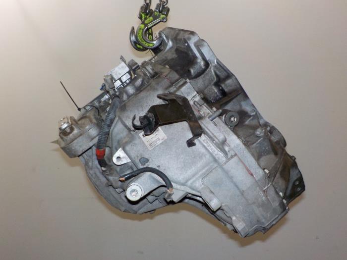 Versnellingsbak van een Peugeot 308 2014