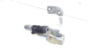 Gebruikte Achterklep motor Audi A4 Prijs € 18,00 Margeregeling aangeboden door Van der Ven Autorecycling B.V.