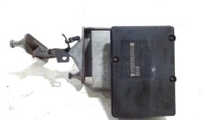 Gebruikte ABS Pomp Mercedes C-Klasse Prijs € 60,00 Margeregeling aangeboden door Van der Ven Autorecycling B.V.