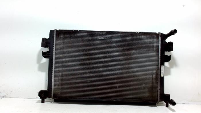 Gebruikte Radiateur Audi A3 Prijs € 21,00 Margeregeling aangeboden door Van der Ven Autorecycling B.V.