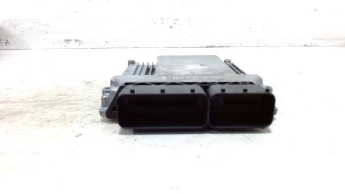 Gebruikte Computer Motormanagement BMW 5-Serie Prijs € 99,00 Margeregeling aangeboden door Van der Ven Autorecycling B.V.