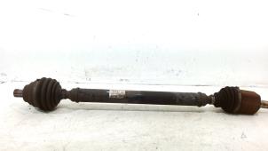 Gebruikte Cardanas rechts-voor (VWA) Volkswagen Jetta Prijs € 51,00 Margeregeling aangeboden door Van der Ven Autorecycling B.V.