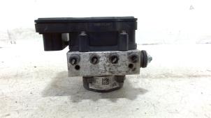 Gebruikte ABS Pomp Peugeot 308 Prijs € 63,00 Margeregeling aangeboden door Van der Ven Autorecycling B.V.