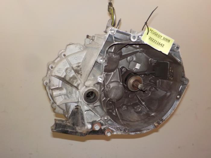 Gebruikte Versnellingsbak Peugeot 3008 Prijs € 199,99 Margeregeling aangeboden door Van der Ven Autorecycling B.V.