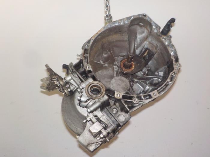 Gebruikte Versnellingsbak Citroen C5 Prijs € 249,99 Margeregeling aangeboden door Van der Ven Autorecycling B.V.