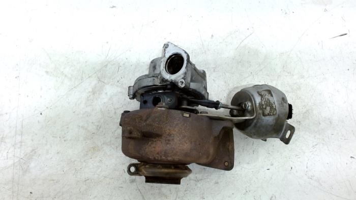 Gebruikte G-lader Citroen C5 Prijs € 124,99 Margeregeling aangeboden door Van der Ven Autorecycling B.V.