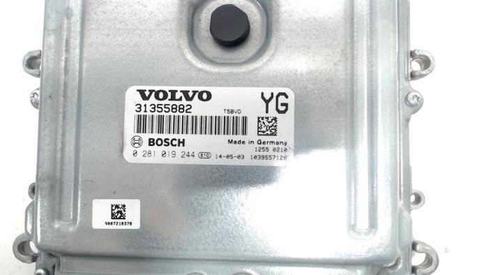 Gebruikte Computer Motormanagement Volvo V60 Prijs € 30,00 Margeregeling aangeboden door Van der Ven Autorecycling B.V.
