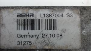 Gebruikte Oliekoeler Mercedes B-Klasse Prijs € 33,00 Margeregeling aangeboden door Van der Ven Autorecycling B.V.