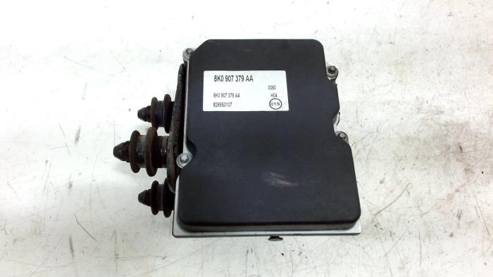 Gebruikte ABS Pomp Audi A4 Prijs € 100,00 Margeregeling aangeboden door Van der Ven Autorecycling B.V.
