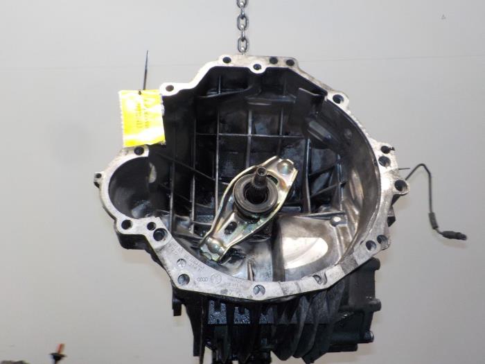 Gebruikte Versnellingsbak Audi A6 Prijs € 149,99 Margeregeling aangeboden door Van der Ven Autorecycling B.V.