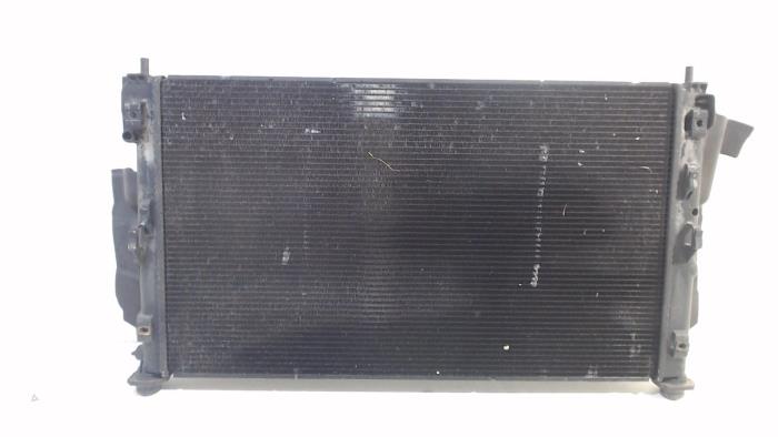 Gebruikte Radiateur Jeep Compass Prijs € 30,00 Margeregeling aangeboden door Van der Ven Autorecycling B.V.