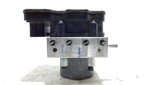 Gebruikte ABS Pomp Nissan Qashqai Prijs € 90,00 Margeregeling aangeboden door Van der Ven Autorecycling B.V.