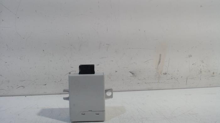 Gebruikte Computer Diversen Mini ONE Prijs € 10,00 Margeregeling aangeboden door Van der Ven Autorecycling B.V.