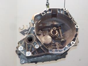 Gebruikte Versnellingsbak Fiat Punto Grande Prijs € 300,00 Margeregeling aangeboden door Van der Ven Autorecycling B.V.