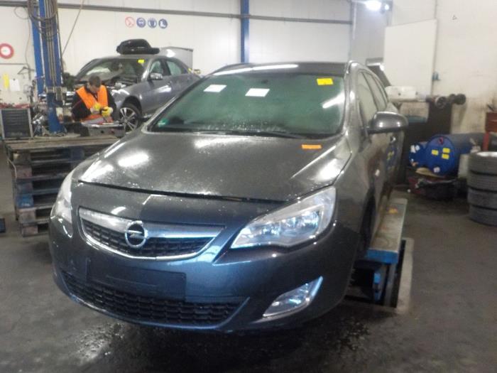 Luchtmassameter van een Vauxhall Astra 2012