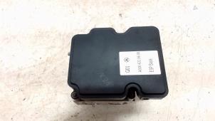 Gebruikte ABS Pomp Mercedes GLA Prijs € 155,00 Margeregeling aangeboden door Van der Ven Autorecycling B.V.