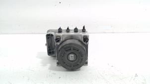 Gebruikte ABS Pomp Peugeot 208 Prijs € 185,00 Margeregeling aangeboden door Van der Ven Autorecycling B.V.