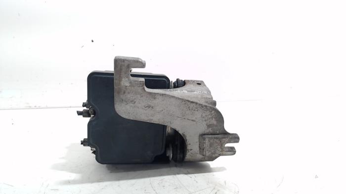 ABS Pomp van een Renault Zoe 2013