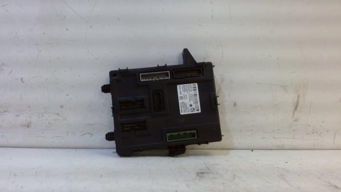 Gebruikte Module Bodycontrol Renault Grand Scenic Prijs € 85,00 Margeregeling aangeboden door Van der Ven Autorecycling B.V.