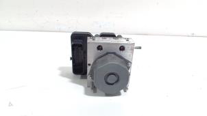 Gebruikte ABS Pomp Renault Captur Prijs € 35,00 Margeregeling aangeboden door Van der Ven Autorecycling B.V.