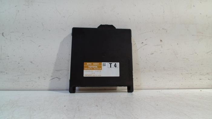 Gebruikte Computer Body Control Toyota Funcruiser Prijs € 80,00 Margeregeling aangeboden door Van der Ven Autorecycling B.V.