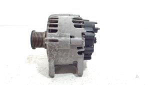 Gebruikte Alternator Renault Megane Prijs € 105,00 Margeregeling aangeboden door Van der Ven Autorecycling B.V.