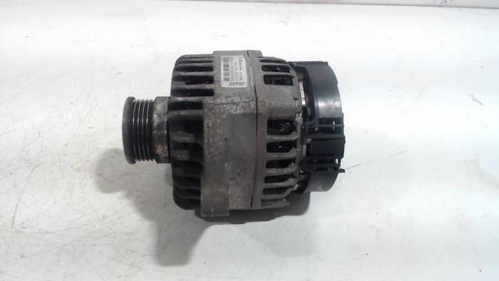 Gebruikte Dynamo Fiat 500 Prijs € 100,00 Margeregeling aangeboden door Van der Ven Autorecycling B.V.