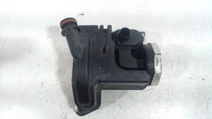 Gebruikte Carterventilatie Audi RS6 Prijs € 105,00 Margeregeling aangeboden door Van der Ven Autorecycling B.V.