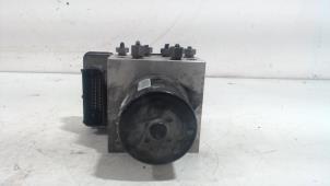 Gebruikte ABS Pomp Opel Insignia Prijs € 95,00 Margeregeling aangeboden door Van der Ven Autorecycling B.V.