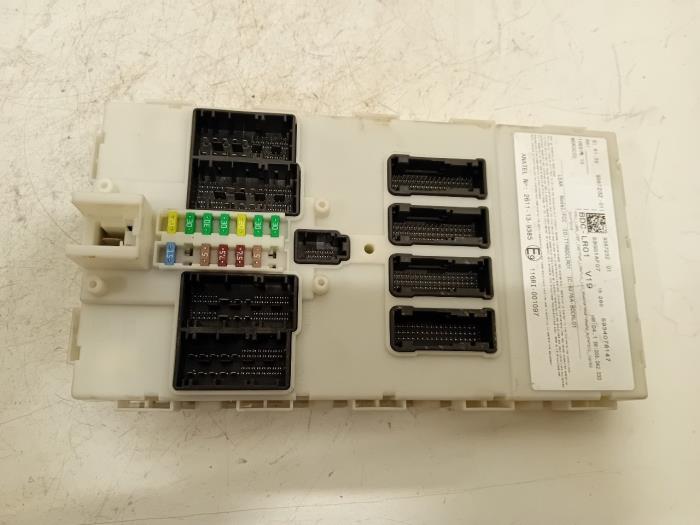 Gebruikte Computer Body Control BMW 2-Serie Prijs € 125,00 Margeregeling aangeboden door Van der Ven Autorecycling B.V.