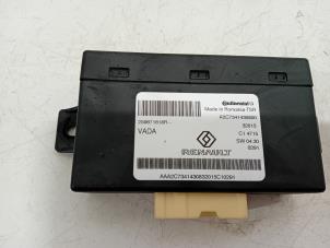 Gebruikte Computer Diversen Renault Talisman Prijs € 50,00 Margeregeling aangeboden door Van der Ven Autorecycling B.V.